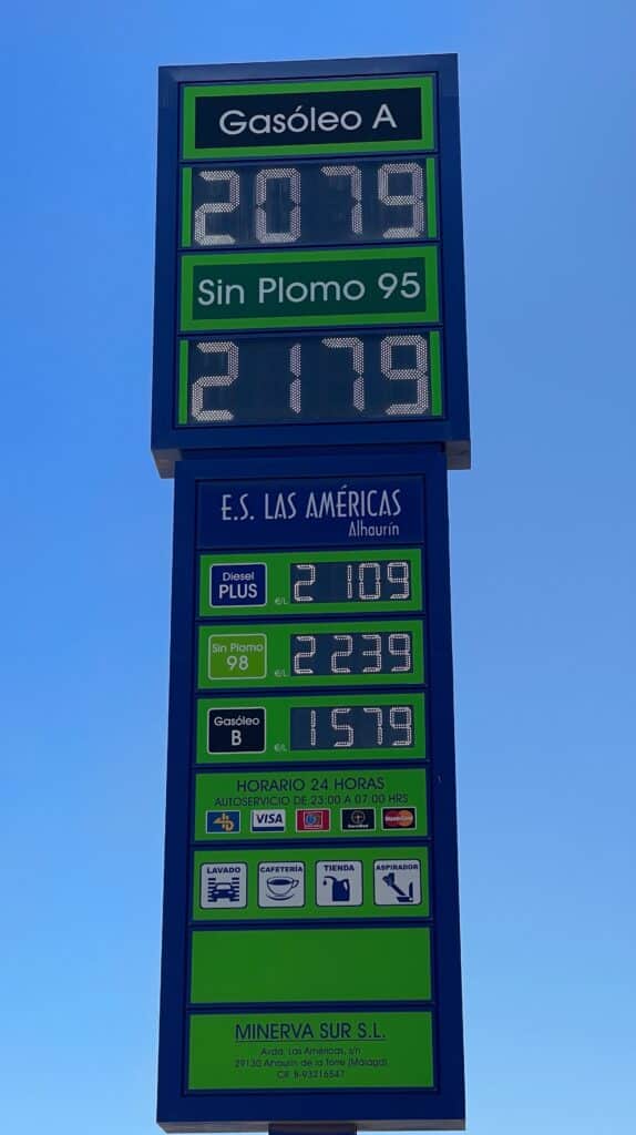 petrol price board